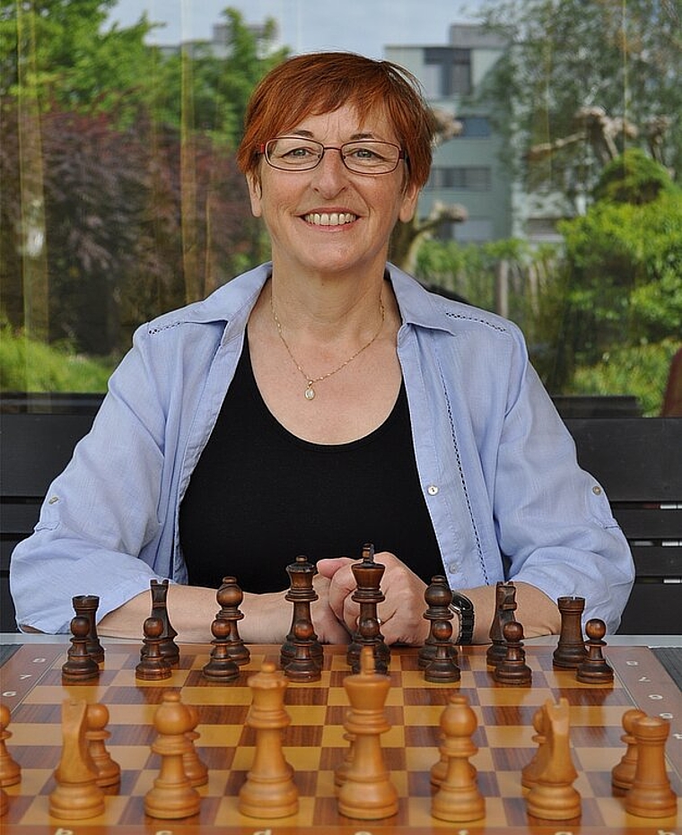 «Erfolg im Schachspiel kommt von einem gesunden Geist in einem gesunden Körper.» so Catherine Thürig, OK-Präsidentin des Bundesturniers. (Bild: Franz Beidler)