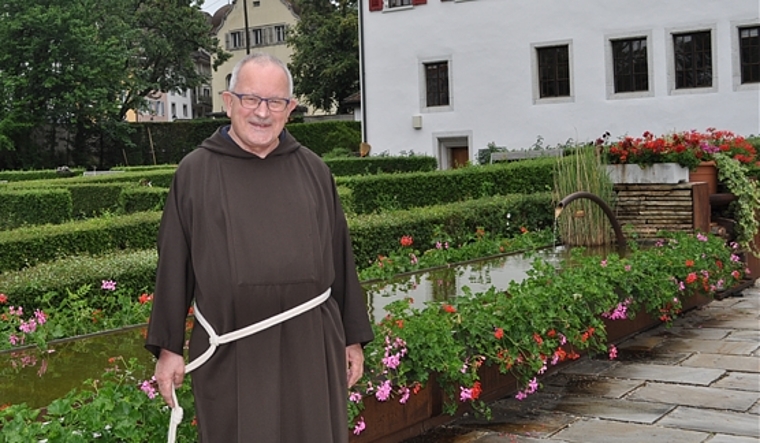 «Wir wollen unseren Garten mit den Oltnern teilen und der Stadt für ihren Goodwill etwas zurückgeben», zählt Guardian Josef Bründler einen der Gründe für das Klostergartenfest vom 28. Juni bis 1. Juli auf. (Bild: vwe)