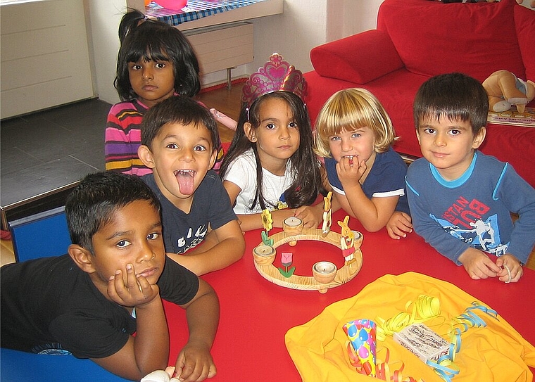 Kultureller Austausch in der Spielgruppe: Wird diese wichtige Kindergartenvorbereitung auch noch in Zukunft im Zwärgehüsli möglich sein? ZVG)