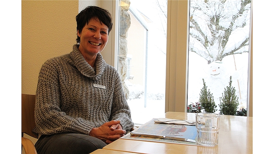 Heimleiterin Sandra Zimmerli im Café auf dem Allerheiligenberg.
