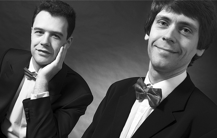 Das Musiker-Duo Furibondo spielt ein virtuoses Programm von Weber über Chopin bis Henselt und als Höhepunkt wartet ein unbekanntes Meisterwerk von Franz Liszt. (Bild: ZVG)