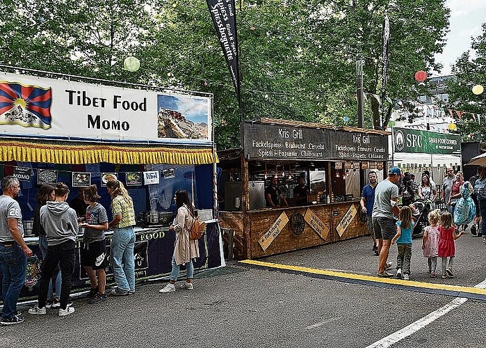 Von Freitag bis Sonntag war das Streetfood Festival vor der Schützi. (Bilder: fb)
