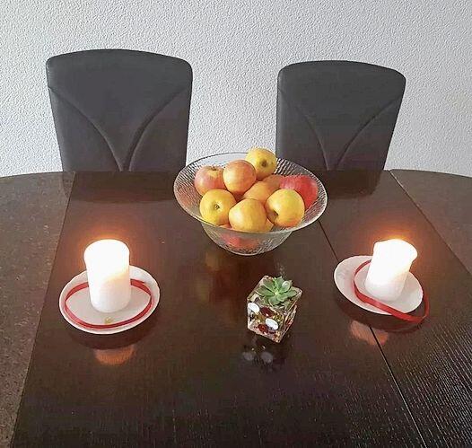 Der Mittagstisch soll in einladendem oder sogar romantischem Ambiente stattfinden.
