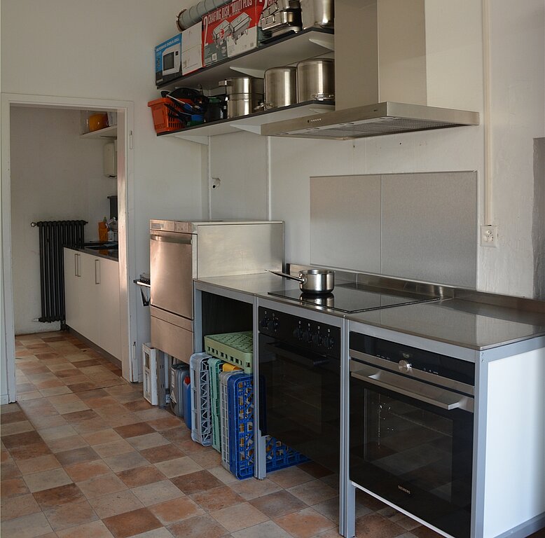 Die Küche wurde an die Bedürfnisse der Cultibo-Anlässe angepasst. (Bild: vwe)