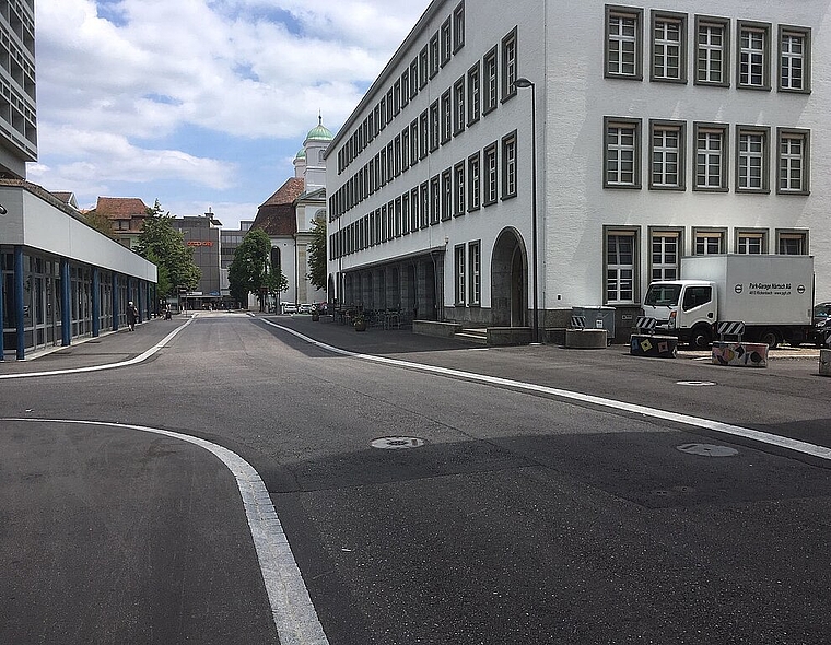 Der Einbau der Deckbeläge soll ab 22. Juli mit einer Teilsperrung der Konradstrasse in zwei Etappen erfolgen. (Bild: ZVG)