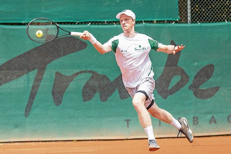 Wie läuft es ihm in diesem Jahr? Jonas Schär holte im Vorjahr für den TC Froburg in sechs Einzeln vier Siege. (Bilder: ZVG)
