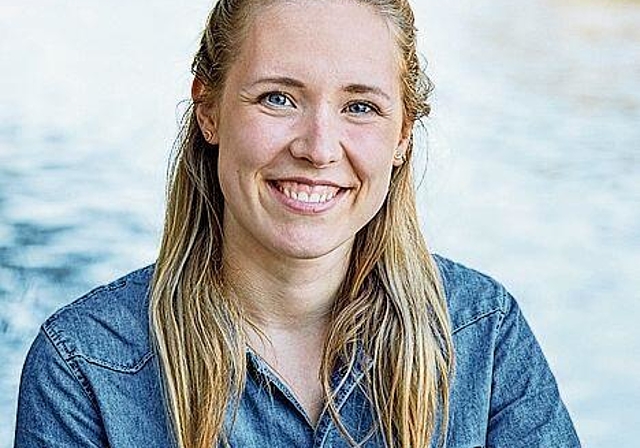 Finja Basan, Wahloltnerin und Kommunikationsmitarbeiterin.
