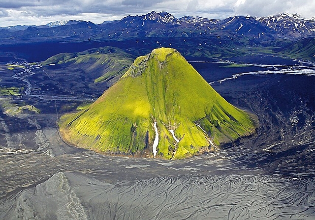 Multivision Film- und Fotoreportage von Corrado Filipponi über Island. (Bild: ZVG)