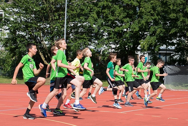 85 Juniorinnen und Junioren trafen sich Anfang Juni zum ersten Trainingscamp des HV Olten. (Bild: ZVG)
