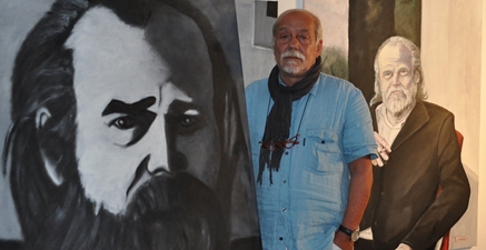 Vincenzo Cosentino porträtierte den Oltner Hanspeter Zünd († 2015) mit 30 und mit 62 Jahren. Am 17. Oktober werden verschiedene Bilder von H.P. Zünd, gemalt von verschiedenen Künstlern, ausgestellt. (Bild: jpi)

