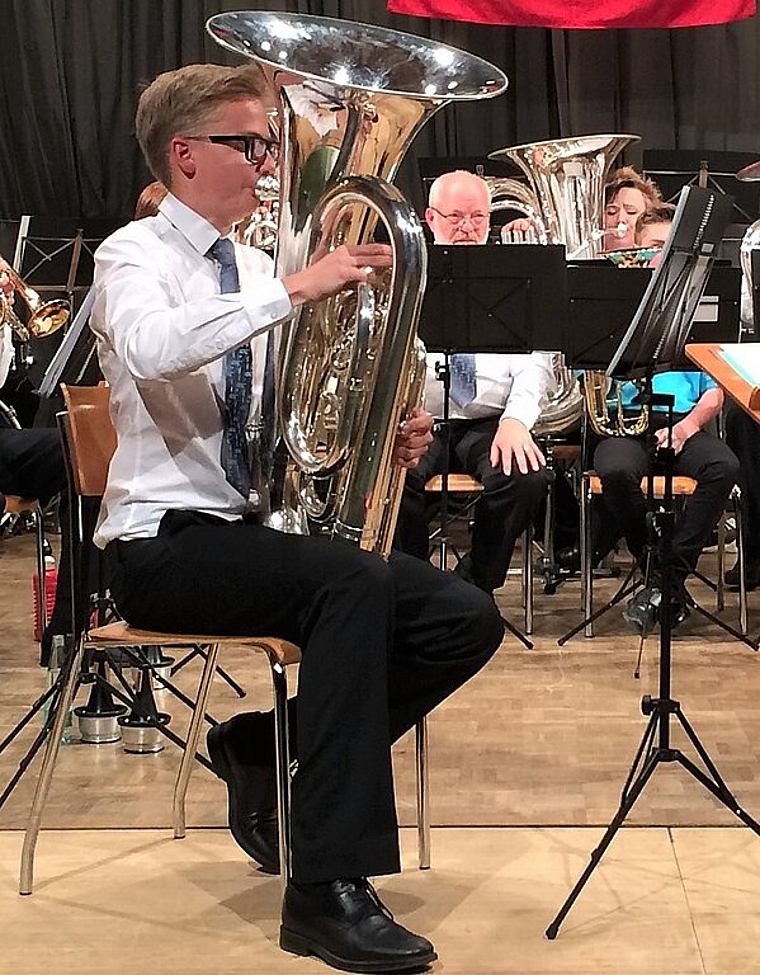 Cédric Wagner überzeugte mit seinem Solo an der Tuba. (Bild: ZVG)