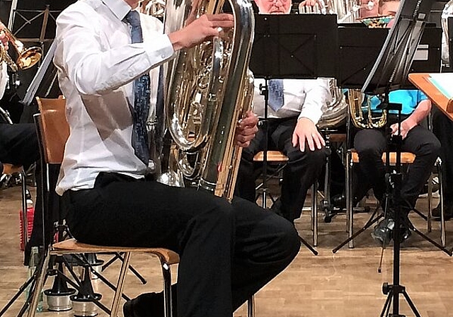 Cédric Wagner überzeugte mit seinem Solo an der Tuba. (Bild: ZVG)