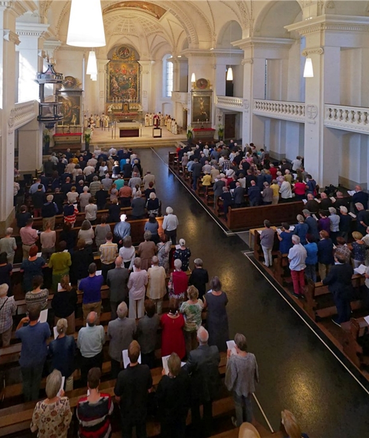 Eröffnungsgottesdienst im September: Die vollständige Bauabrechnung für die Renovation soll im kommenden Frühling vorliegen. (Bild: Kurt Schibler)