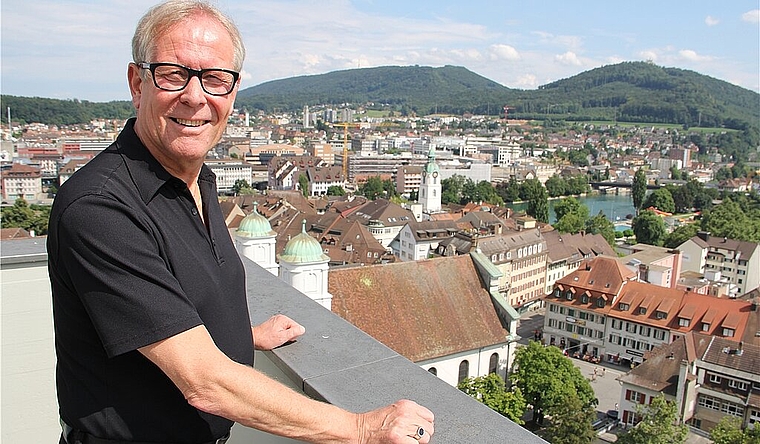 Ernst Zingg gibt morgen die Verantwortung für die Stadt Olten ab. Er wird sich aber auch in Zukunft mit der Stadt freuen und mit ihr leiden. mim)