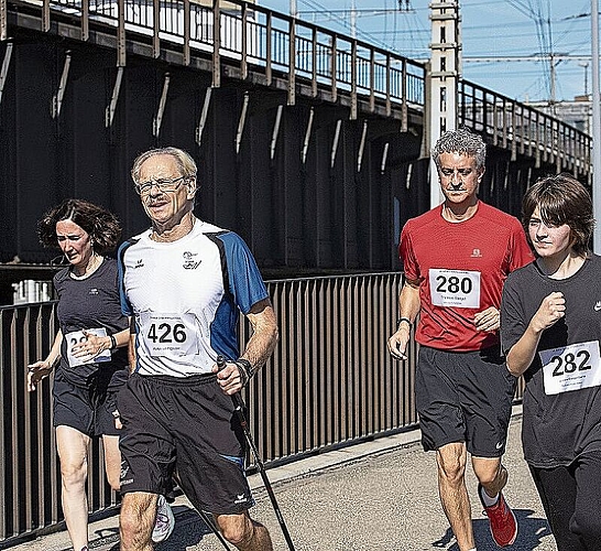 Ob Joggen oder Walken, schnell oder gemütlich: Alle liefen nach dem eigenen Gusto, in ihrem eigenen Tempo.
