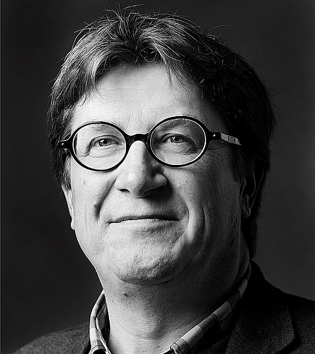 Thomas Knapp, Inhaber des Oltner Knapp Verlags, und...
