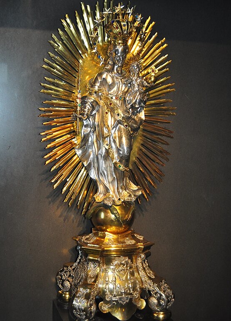Die «Oltner Madonna» wurde um 1750 durch den Augsburger (D) Goldschmied Joseph Ignaz Saler hergestellt. mim)