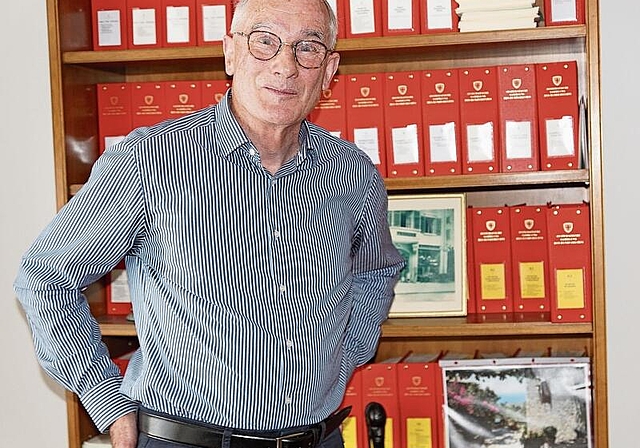 Dr. Rudolf Steiner ist auch als bald 77-Jähriger noch immer juristisch tätig, sein Anwalts- und Notariatsbüro in Olten bezeichnet er aber inzwischen als «Hobbyraum». (Bild: Achim Günter)