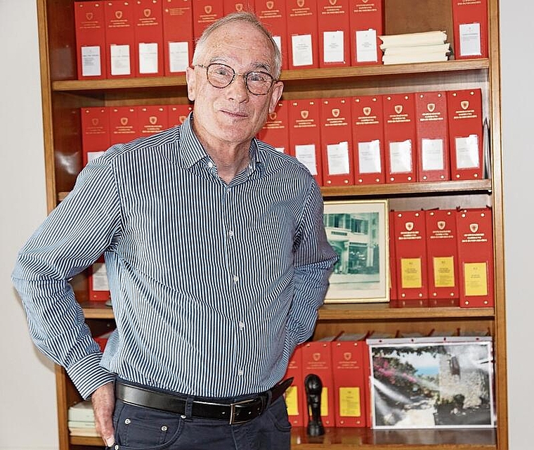 Dr. Rudolf Steiner ist auch als bald 77-Jähriger noch immer juristisch tätig, sein Anwalts- und Notariatsbüro in Olten bezeichnet er aber inzwischen als «Hobbyraum». (Bild: Achim Günter)