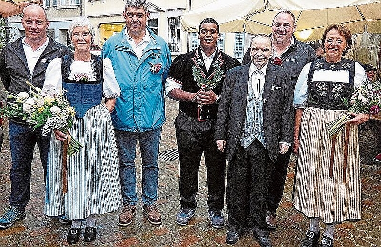 Michael Saner (Leiter Kommunikation &amp; Marketing, Eidg. Schwingerverband), Magnus Döbeli (Techn. Leiter Jungschwinger NWSV), Sinisha Lüscher (Schwingerkönig), Rolf Wuethrich (Präsident Schwingklub Olten-Gösgen) und Stefan Strebel (Techn. Leit