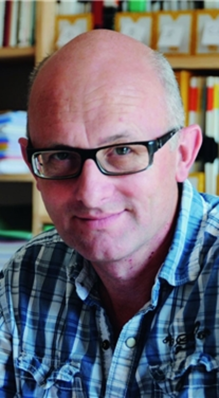 Theatermensch durch und durch: Regisseur und Autor Paul Steinmann wird am Mittwoch, 14. Februar im Schwager Theater Auszüge aus seinem Schaffen präsentieren und sich danach den Fragen von Thomas Lötscher alias Veri stellen. (Bild: ZVG)