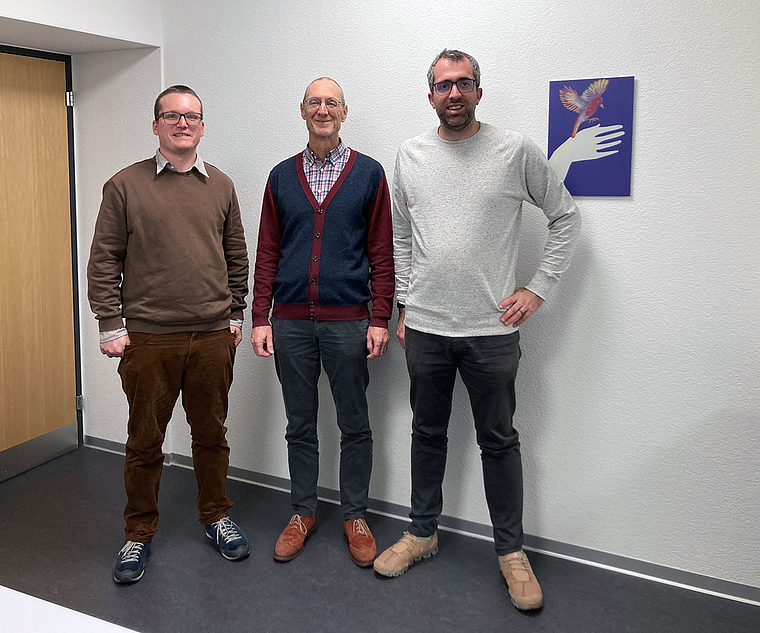 Die Stadt Olten hat seit Januar 2023 eine eigene Fachstelle für Freiwilligenarbeit, die von Benevol Aargau betrieben wird: Samuel Steiner, Geschäftsleiter von Benevol Aargau, Jürg Hochuli, Präsident von Benevol Aargau, und Raphael Schär-Sommer,