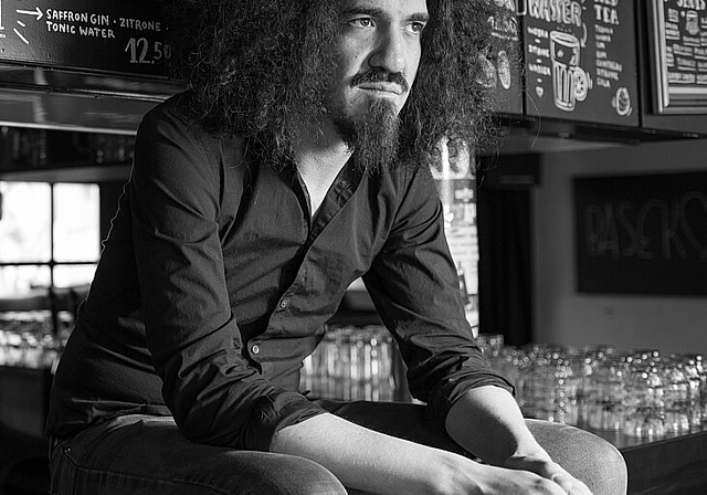<em>Daniel Kissling</em>, Kulturschaffender und Barkeeper. (Bild: M. Isler)