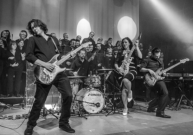 Die Swing-Voices und Band bringen auch in diesem Herbst wieder die Schützi-Bühne zum Beben. (Bild: ZVG)