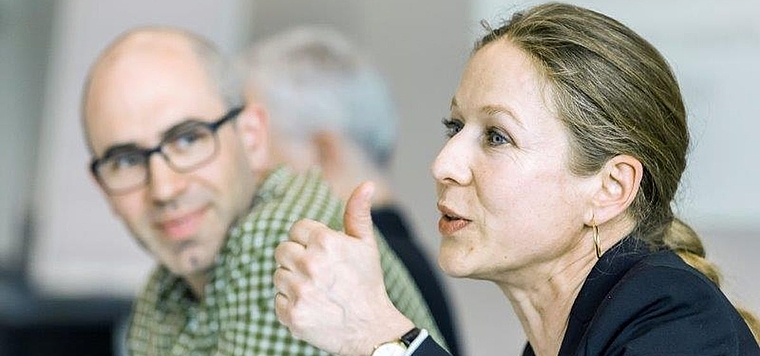 Lisa Aeberhard (r.) und Thomas Friedli bilden das Co-Präsidium des neuen Schweizerischen Fachverbandes Soziale Arbeit im Gesundheitswesen. (Bild: ZVG)