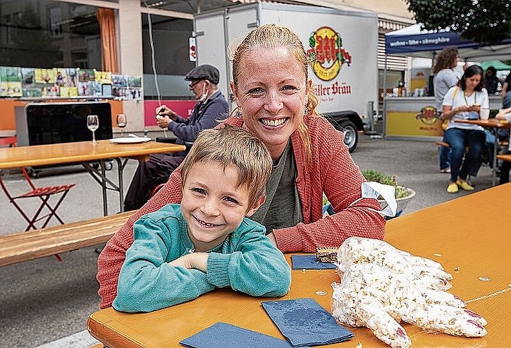 …wie für Rebecca Widmer, ebenfalls aus Olten, welche mit Timo (6) das Fest besuchte. Sie finden es toll, dass im Quartier etwas los ist und unterstützen auch generell das Cultibo.
