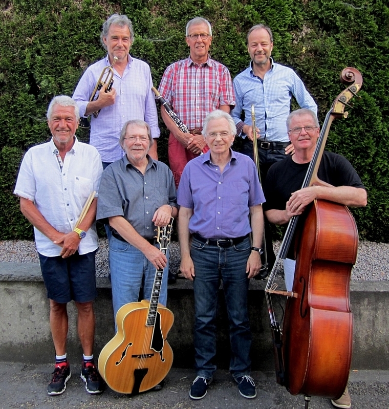 (v.l. hinten): Markus Hächler, Ruedi von Arx und Rolf Treichler. (v.l. vorne): Hans Brunner, Urs «Bolle» Rellstab, Herb Müller und Jimmy Wettach. (Bild: ZVG)