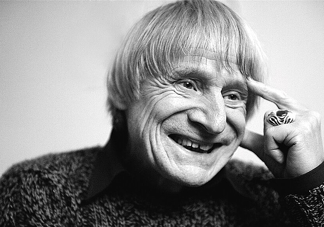 Clown Dimitri ist auch mit 77 Jahren nicht müde die Menschen zum Lachen zu bringen. Adriano Heitmann)
