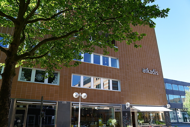 Der Hauptsitz der Stiftung Arkadis befindet sich an der Aarauerstrasse 10. (Bild: AGU)
