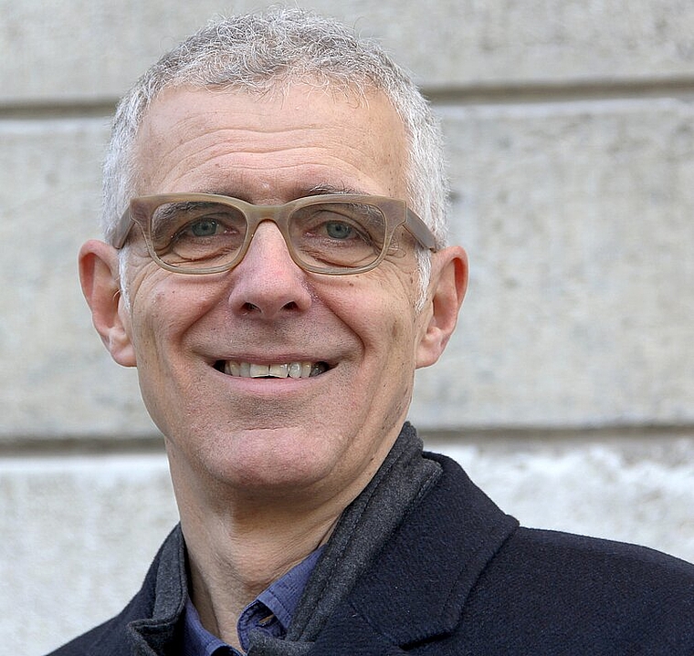 Er ist Jäger, Sammler, Biologe, Wanderer und Familienmensch. Peter Flückiger hat seine Faszination für die Natur zum Beruf gemacht. (Bild: S. Furter)