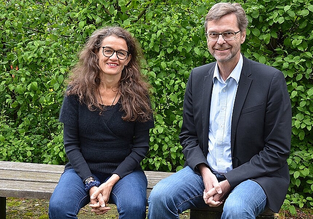Cornelia Dinh-Sommer und Andreas Brun setzen sich für eine Oltner Notschlafstelle ab Herbst 2017 ein. (Bild: vwe)