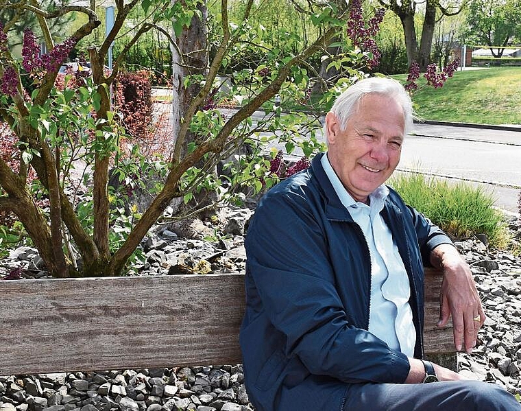 Auch in der Natur ist Michael Schoger gern. Seit seiner Pensionierung hat er für Tätigkeiten draussen mehr Zeit. (Bild: Cyrill Pürro)