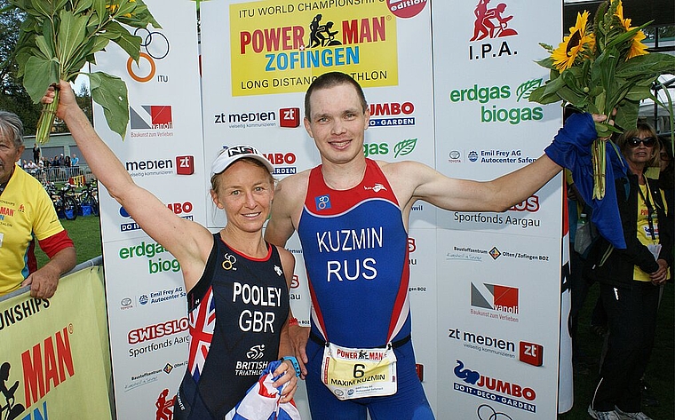 Das Sieger-Duo Emma Pooley (l.) und Maxim Kuzim. (Bild: ZVG)