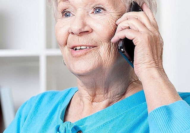 Seien Sie misstrauisch, wenn sich am Telefon jemand als Polizist oder Polizistin ausgibt. (Bild: Fotolia)