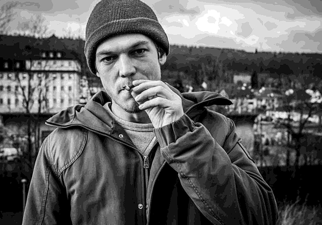 «Traffic» von Benjamin Widmer zeigt künstlerisch belichtete Fotos. (Bild: ZVG)