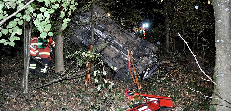 Der schwere Verkehrsunfall in Gretzenbach fordert zwei Tote. (Bild: ZVG)