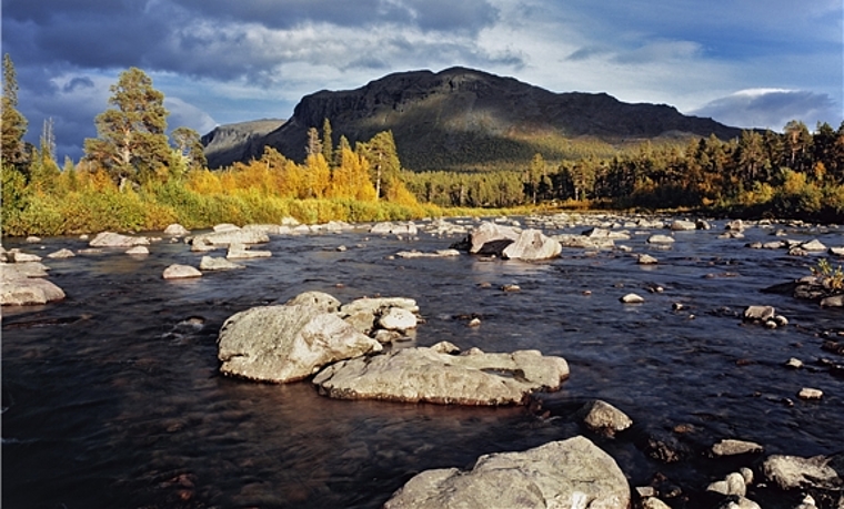 Tauchen Sie ein in die traumhafte Landschaft Skandinaviens. (Bild: Christian Oeler)