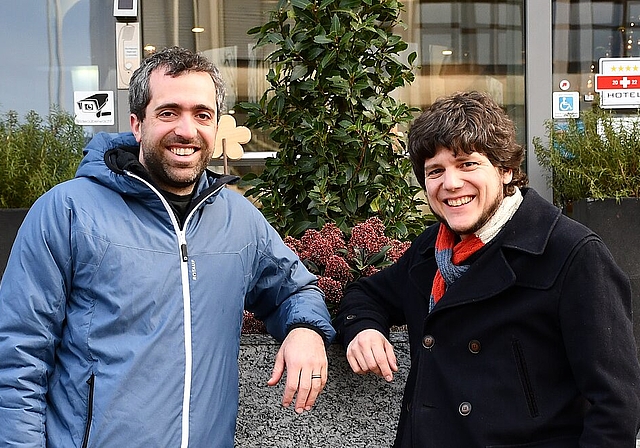 Laden zum Austausch über das Wohnen ein: Raphael Schär-Sommer (l.), Vorstand des Vereins LeONa, und Lukas Nussbaumer, Präsident der EBGO. (Bild: Franz Beidler)
