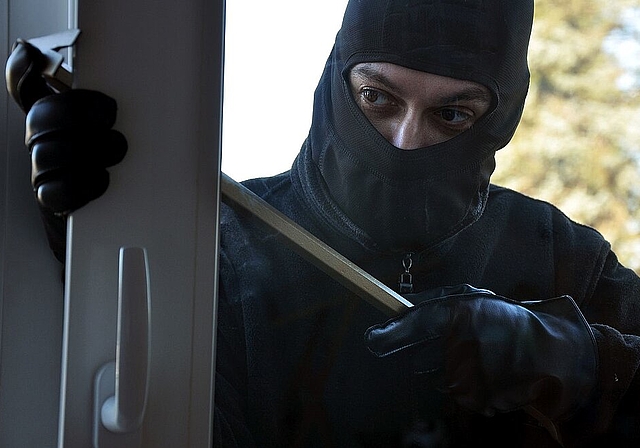 Bitte beachten Sie: gekippte Fenster sind offene Fenster. (Bild: Fotolia)