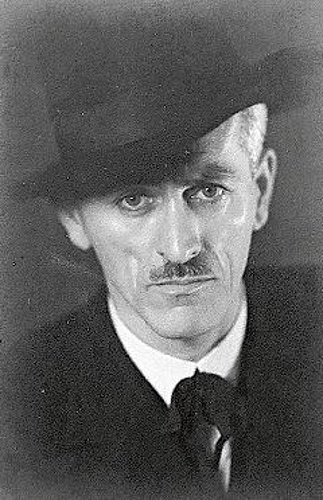 Albert Häubi mit Schlapphut.
