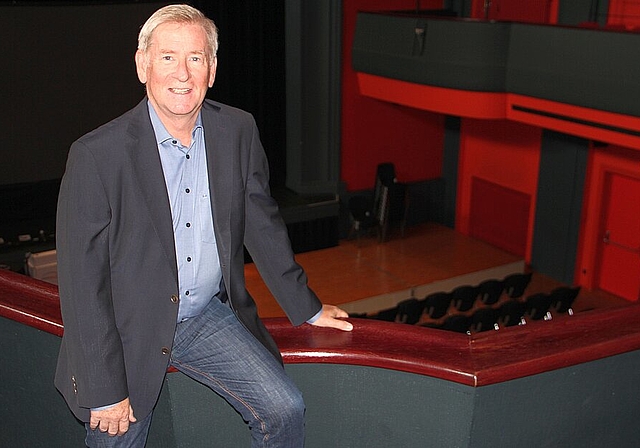 Geschäftsführer Herbert Schibler freut sich auf die morgige Saisoneröffnung im Stadttheater Olten. (Bild: mim)