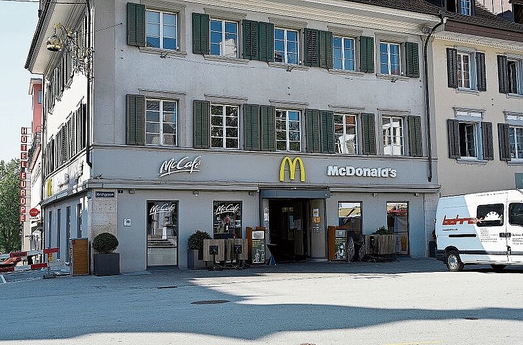 Seit 1994 steht das McDonald’s-Restaurant an der Kirchgasse in Olten. Ab Herbst bietet es neu einen Kurierdienst via Velo oder E-Scooter an. (Bild: Denise Donatsch)
