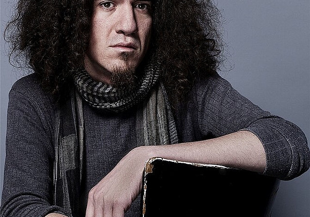 Daniel Kissling, Kulturschaffender und Barkeeper. (Bild: M. Isler)