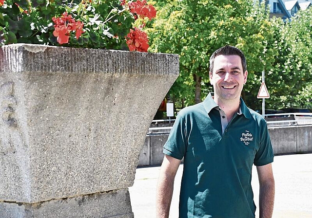 Im Helfer-T-Shirt des Eidgenössischen Schwing- und Älplerfests in Pratteln fühlt sich Philipp Felber wohl. (Bild: Cyrill Pürro)