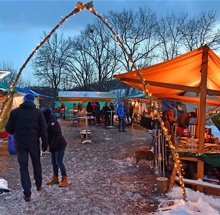 Zum zweiten Mal findet am Samstag, 8. Dezember im Ifenthal bei Hauenstein der Weihnachtsmarkt statt. (Bild: ZVG)