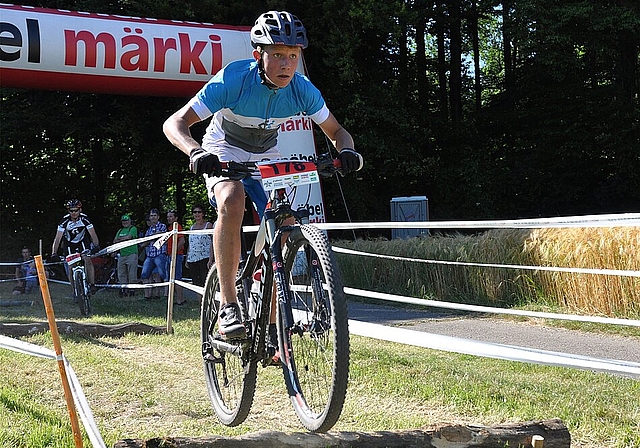 Auch Nachwuchsfahrer wie der 14-jährige Nils Belke (Bild) können am Start des Argovia Vittoria-Fischer Cups in Lostorf teilnehmen. (Bild: ZVG)